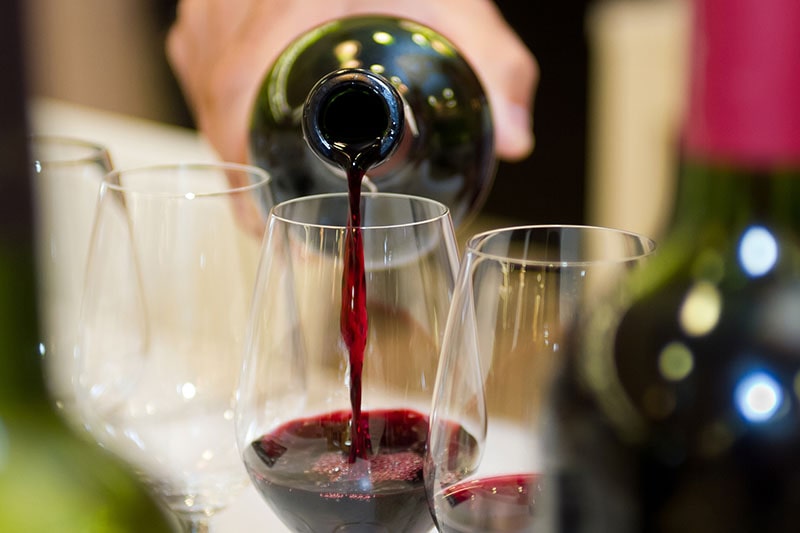 Как отличить порошковое вино